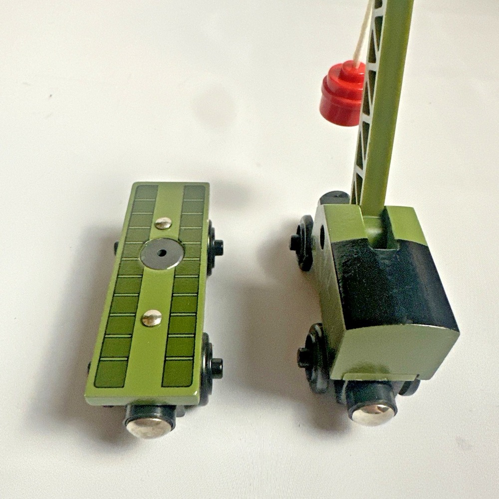 Thomas & Friends Wooden Railway Breakdown Train Flatbed Tank Engine EUC - Picture 3 of 6